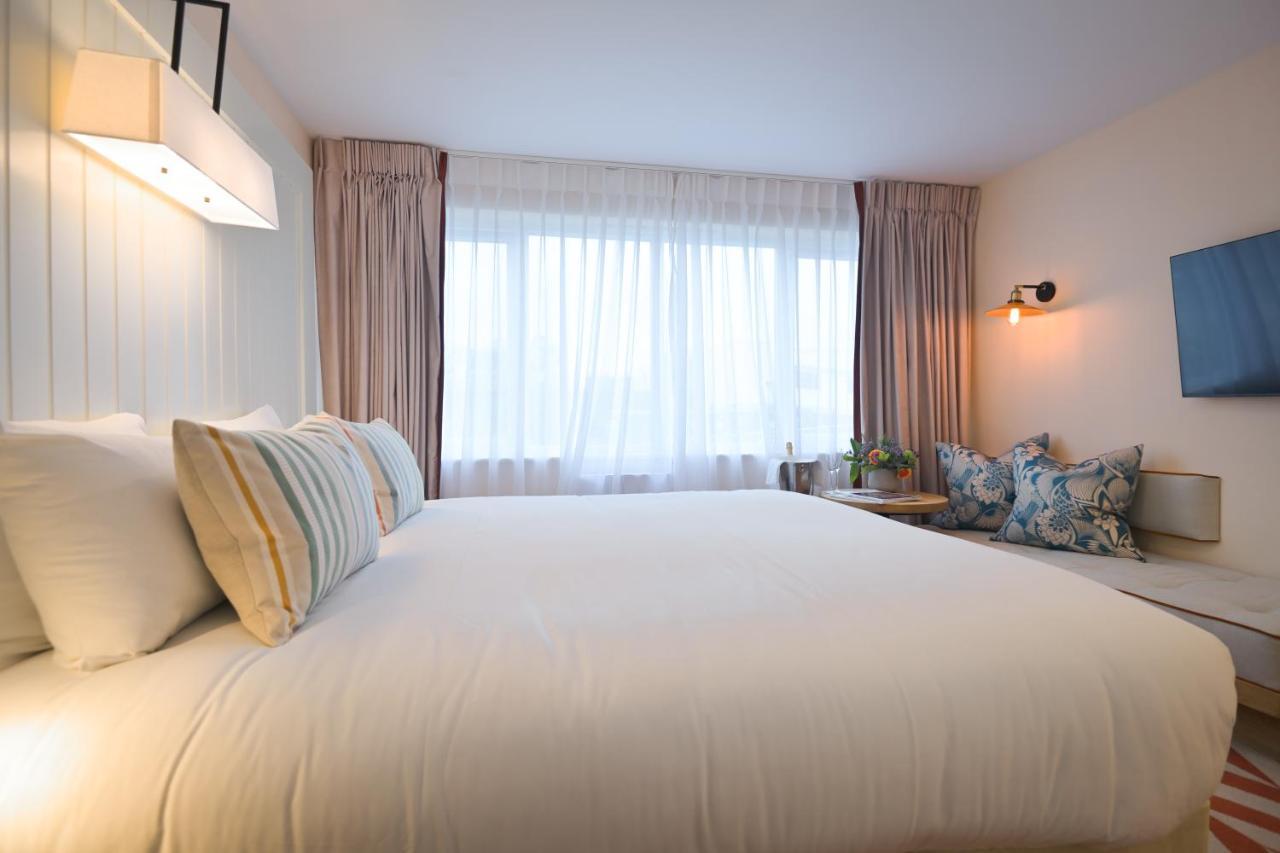 The Relais Cooden Beach And Spa Bexhill-on-Sea Exteriör bild