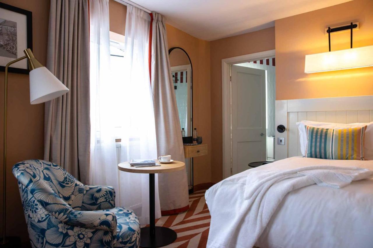 The Relais Cooden Beach And Spa Bexhill-on-Sea Exteriör bild