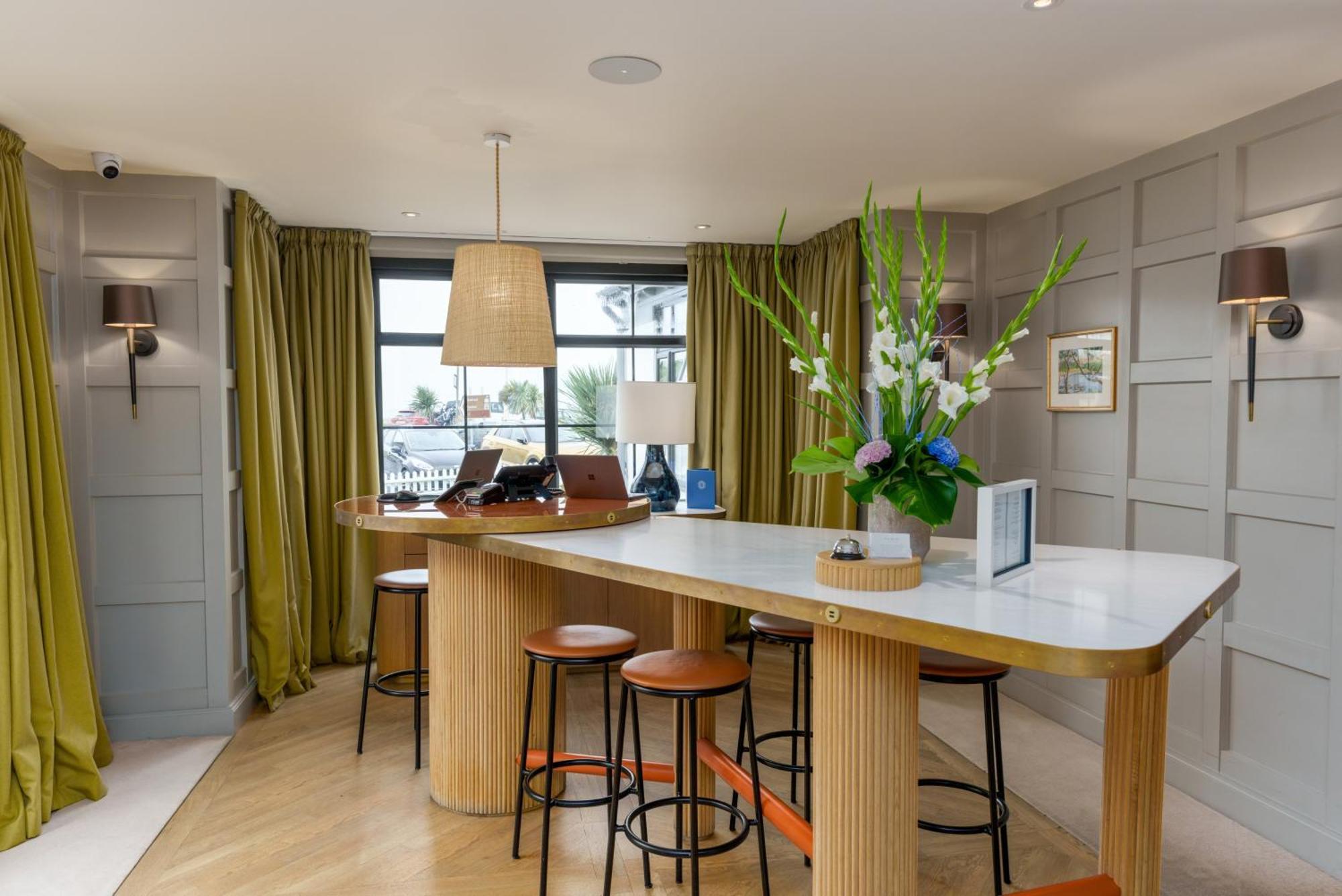 The Relais Cooden Beach And Spa Bexhill-on-Sea Exteriör bild