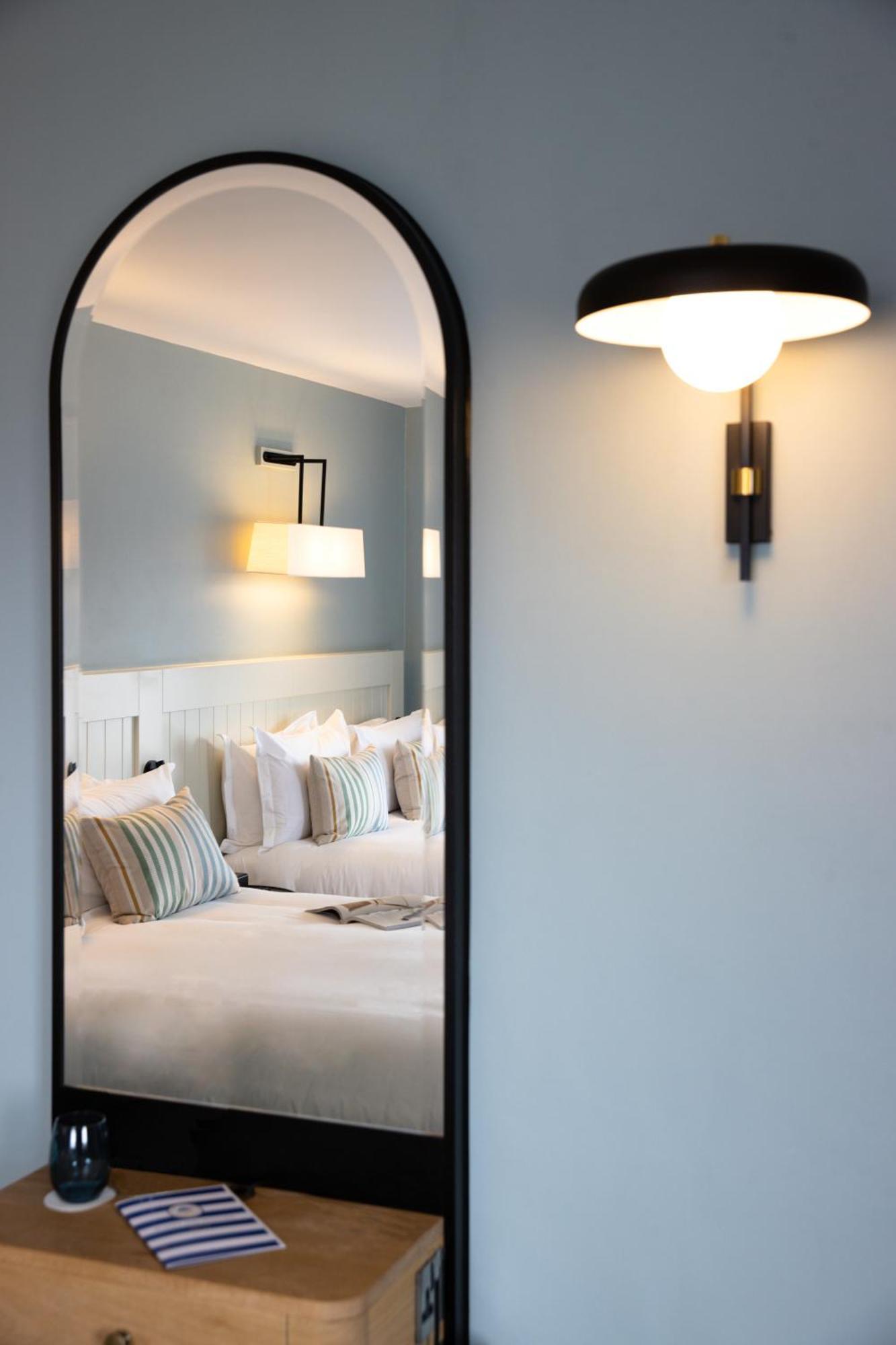 The Relais Cooden Beach And Spa Bexhill-on-Sea Exteriör bild