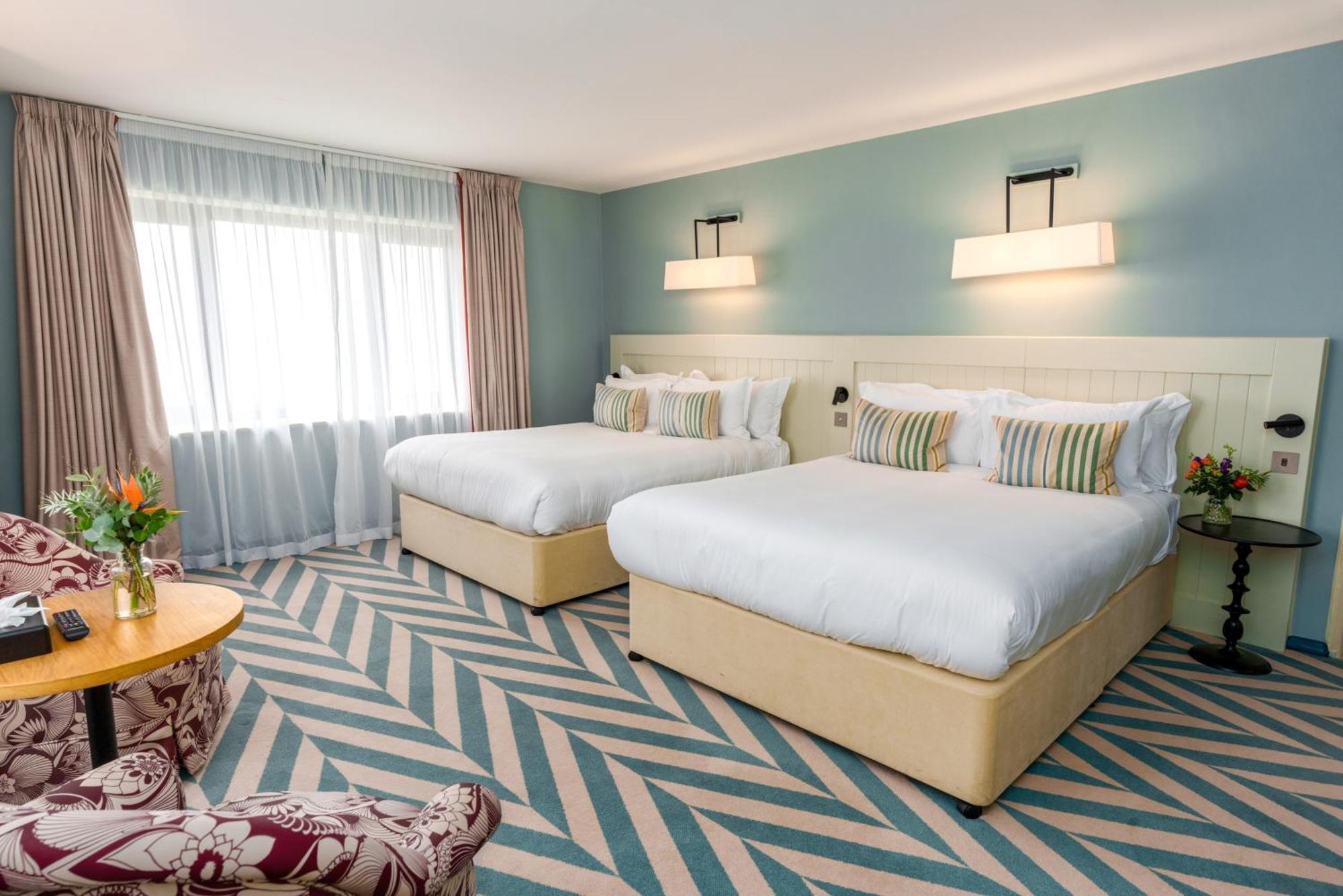 The Relais Cooden Beach And Spa Bexhill-on-Sea Exteriör bild